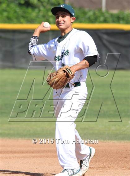 Thumbnail 2 in Bonita vs Glendora photogallery.