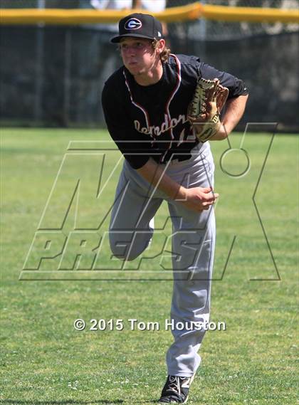 Thumbnail 1 in Bonita vs Glendora photogallery.