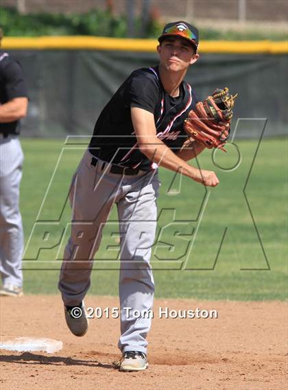 Thumbnail 2 in Bonita vs Glendora photogallery.