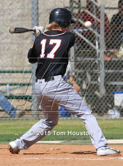 Thumbnail 1 in Bonita vs Glendora photogallery.