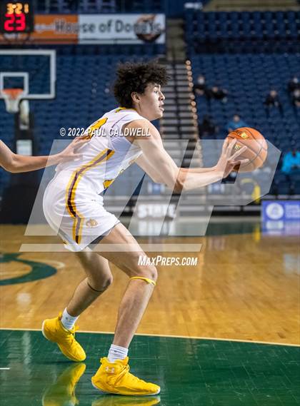 Thumbnail 1 in Eastside Catholic vs. O'Dea (WIAA 3A Round 1 State Playoff)  photogallery.