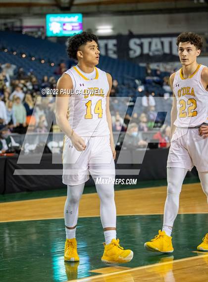 Thumbnail 2 in Eastside Catholic vs. O'Dea (WIAA 3A Round 1 State Playoff)  photogallery.