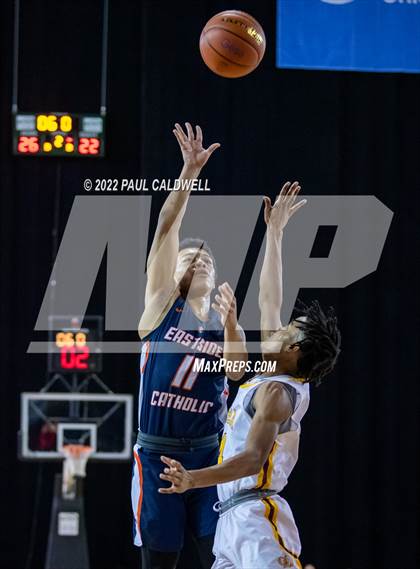 Thumbnail 3 in Eastside Catholic vs. O'Dea (WIAA 3A Round 1 State Playoff)  photogallery.