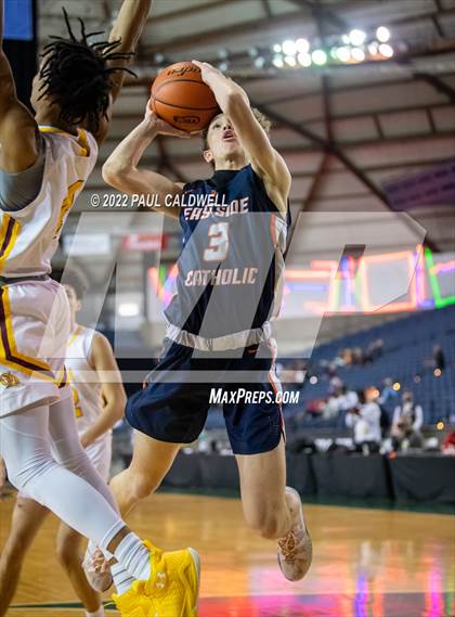 Thumbnail 3 in Eastside Catholic vs. O'Dea (WIAA 3A Round 1 State Playoff)  photogallery.