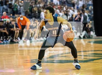 Thumbnail 3 in Eastside Catholic vs. O'Dea (WIAA 3A Round 1 State Playoff)  photogallery.