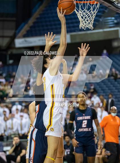 Thumbnail 2 in Eastside Catholic vs. O'Dea (WIAA 3A Round 1 State Playoff)  photogallery.