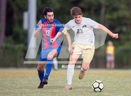 Thumbnail 2 in Cardinal Gibbons vs. Wake Forest photogallery.
