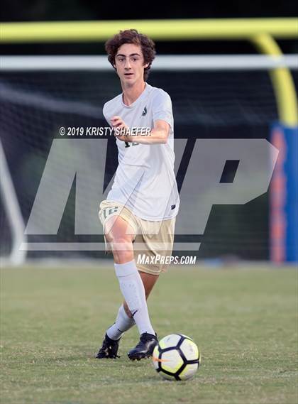 Thumbnail 1 in Cardinal Gibbons vs. Wake Forest photogallery.