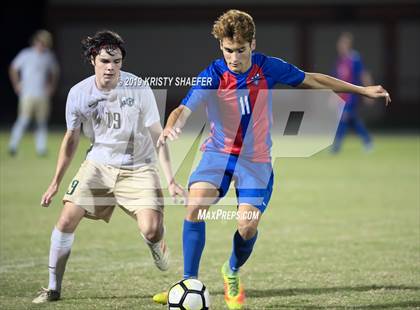 Thumbnail 1 in Cardinal Gibbons vs. Wake Forest photogallery.