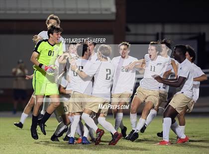 Thumbnail 3 in Cardinal Gibbons vs. Wake Forest photogallery.