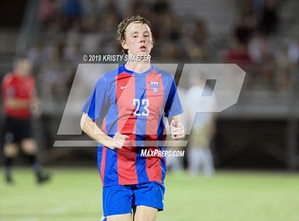 Thumbnail 2 in Cardinal Gibbons vs. Wake Forest photogallery.
