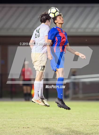 Thumbnail 3 in Cardinal Gibbons vs. Wake Forest photogallery.