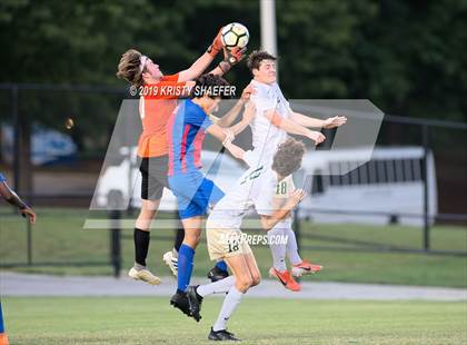 Thumbnail 2 in Cardinal Gibbons vs. Wake Forest photogallery.