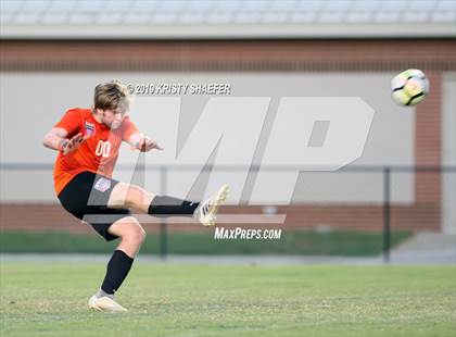 Thumbnail 2 in Cardinal Gibbons vs. Wake Forest photogallery.