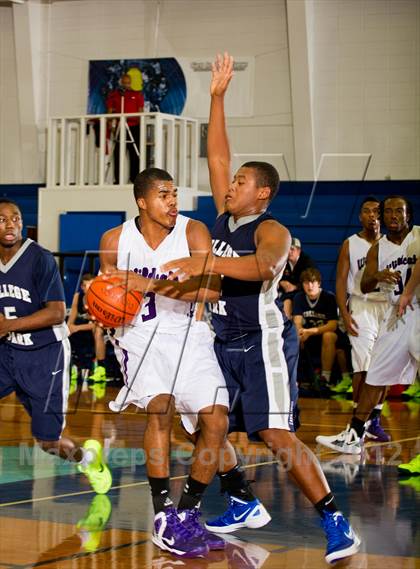 Thumbnail 3 in College Park vs. Humble (McDonald's Texas Invitational) photogallery.