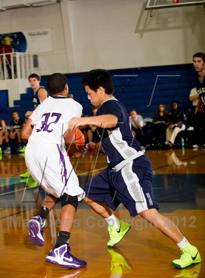 Thumbnail 1 in College Park vs. Humble (McDonald's Texas Invitational) photogallery.