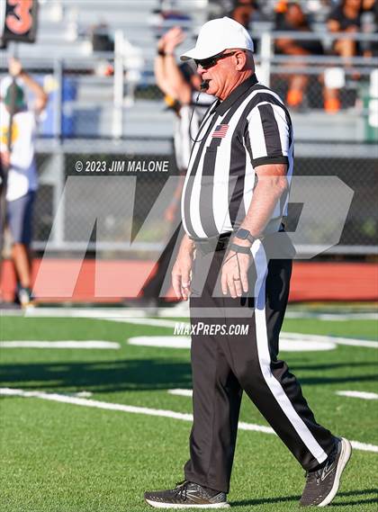 Thumbnail 1 in San Ramon Valley vs McClymonds photogallery.