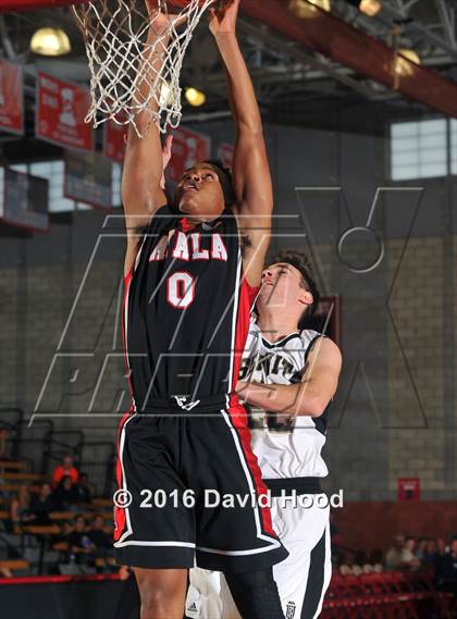 Thumbnail 3 in Servite vs. Ayala (Nike Extravaganza) photogallery.