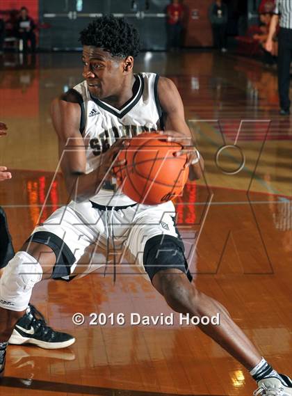 Thumbnail 1 in Servite vs. Ayala (Nike Extravaganza) photogallery.