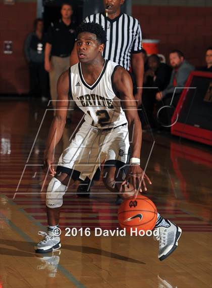 Thumbnail 3 in Servite vs. Ayala (Nike Extravaganza) photogallery.