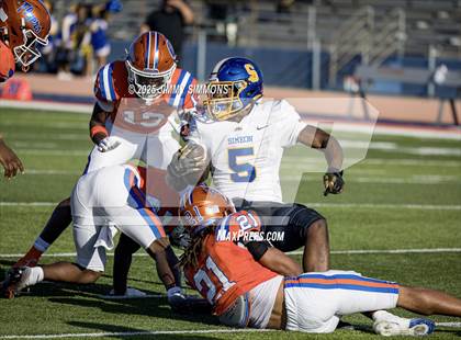 Thumbnail 1 in East St. Louis vs Chicago Simeon (IHSA 6A Quarterfinal) photogallery.