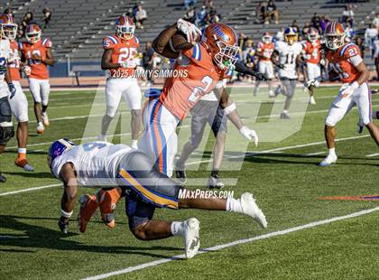 Thumbnail 1 in East St. Louis vs Chicago Simeon (IHSA 6A Quarterfinals) photogallery.