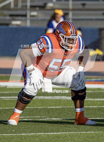 Thumbnail 1 in East St. Louis vs Chicago Simeon (IHSA 6A Quarterfinal) photogallery.