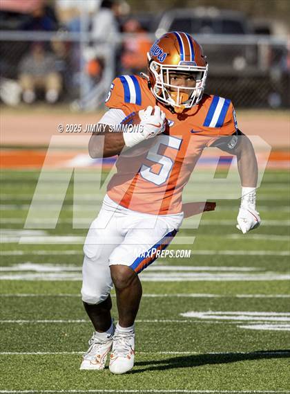 Thumbnail 3 in East St. Louis vs Chicago Simeon (IHSA 6A Quarterfinal) photogallery.