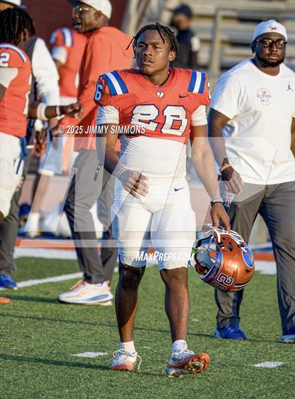 Thumbnail 2 in East St. Louis vs Chicago Simeon (IHSA 6A Quarterfinal) photogallery.