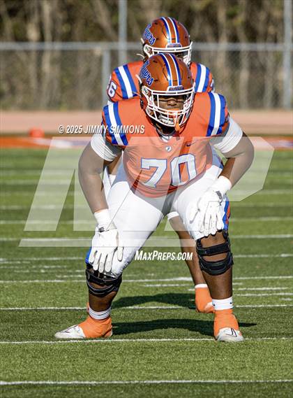 Thumbnail 1 in East St. Louis vs Chicago Simeon (IHSA 6A Quarterfinal) photogallery.