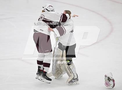 Thumbnail 2 in Smithfield/Coventry/Moses Brown vs. La Salle Academy (RIIL Final) photogallery.