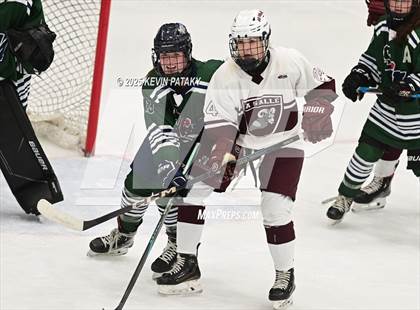 Thumbnail 1 in Smithfield/Coventry/Moses Brown vs. La Salle Academy (RIIL Final) photogallery.