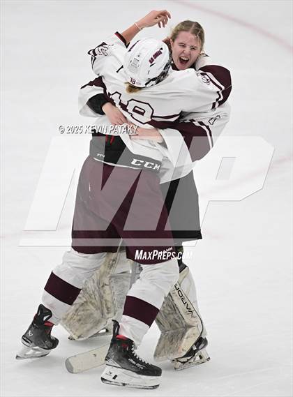 Thumbnail 2 in Smithfield/Coventry/Moses Brown vs. La Salle Academy (RIIL Final) photogallery.