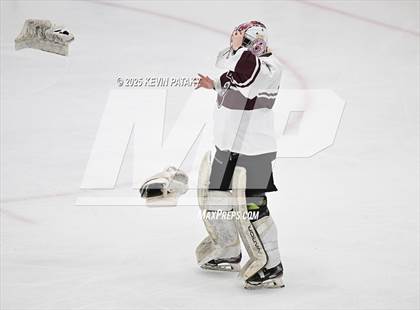 Thumbnail 2 in Smithfield/Coventry/Moses Brown vs. La Salle Academy (RIIL Final) photogallery.