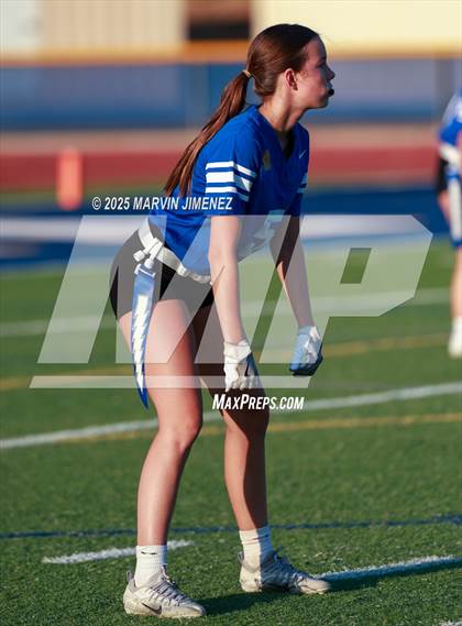 Thumbnail 2 in JV: Agoura vs Oak Park photogallery.