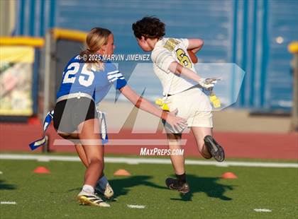 Thumbnail 1 in JV: Agoura vs Oak Park photogallery.
