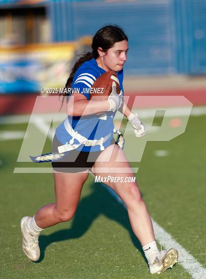 Thumbnail 3 in JV: Agoura vs Oak Park photogallery.