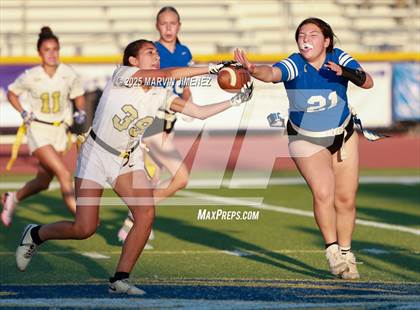 Thumbnail 1 in JV: Agoura vs Oak Park photogallery.