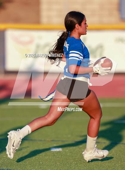 Thumbnail 3 in JV: Agoura vs Oak Park photogallery.