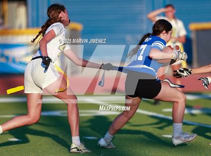 Thumbnail 2 in JV: Agoura vs Oak Park photogallery.