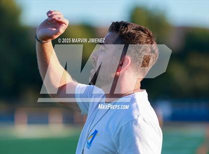 Thumbnail 3 in JV: Agoura vs Oak Park photogallery.