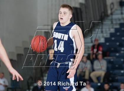 Thumbnail 3 in Middletown South vs Toms River North (WOBM Christmas Classic) photogallery.