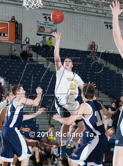 Thumbnail 1 in Middletown South vs Toms River North (WOBM Christmas Classic) photogallery.