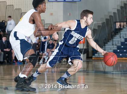 Thumbnail 2 in Middletown South vs Toms River North (WOBM Christmas Classic) photogallery.