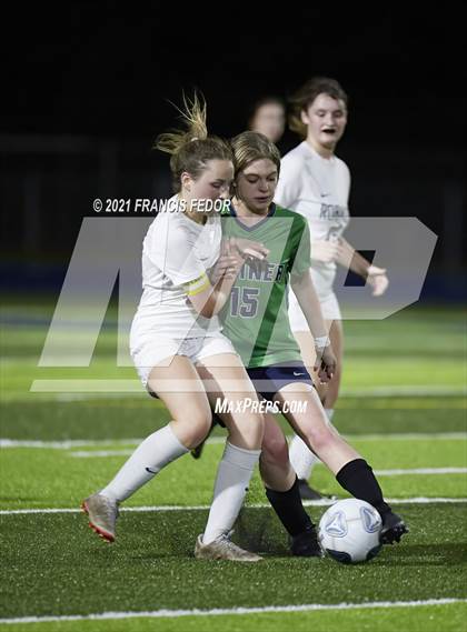 Thumbnail 3 in Robinson @ Sumner photogallery.