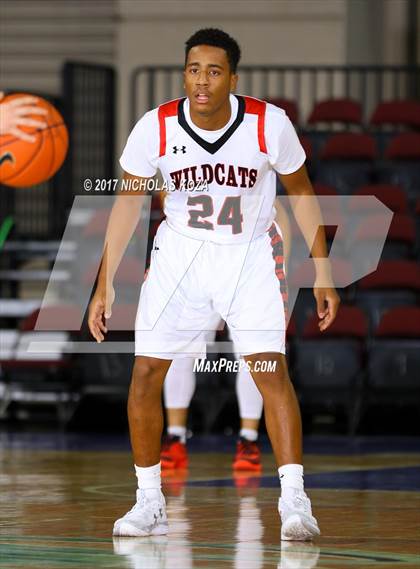 Thumbnail 2 in Las Vegas vs. Thunder Ridge (Tarkanian Classic) photogallery.