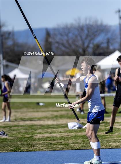 Thumbnail 3 in Orland Invitational photogallery.