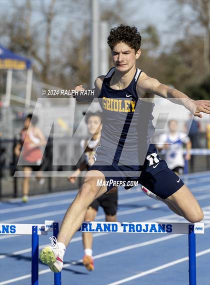 Thumbnail 3 in Orland Invitational photogallery.