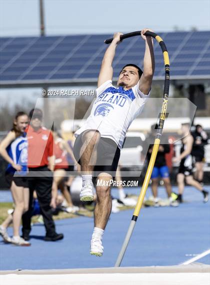 Thumbnail 2 in Orland Invitational photogallery.
