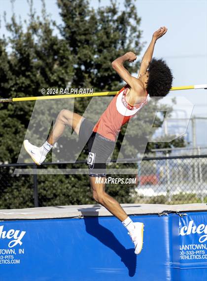Thumbnail 1 in Orland Invitational photogallery.